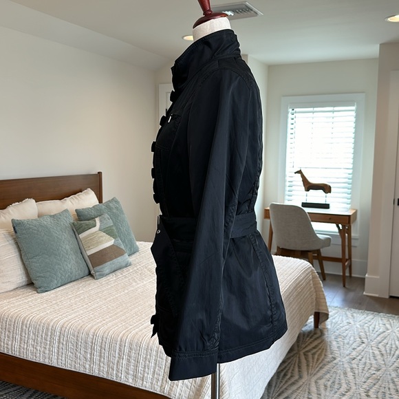 White House Black Market trench coat - Picture 7 of 12